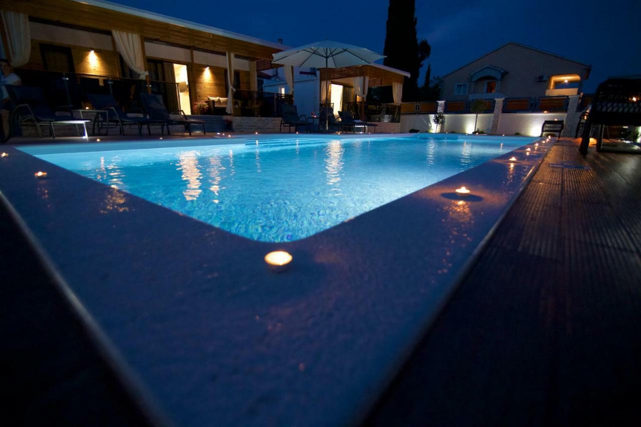 Tomica Apartments With Pool Biograd Na Moru Exterior photo